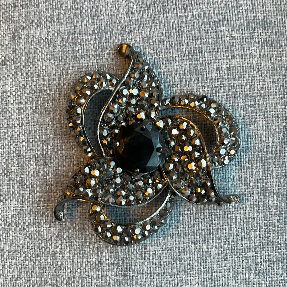Women’s brooch